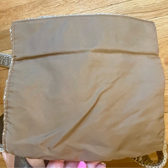 The SAK - tan knit/EUC (looks new!)/cross over purse w/flap-over top/int.pocket - Picture 3 of 10